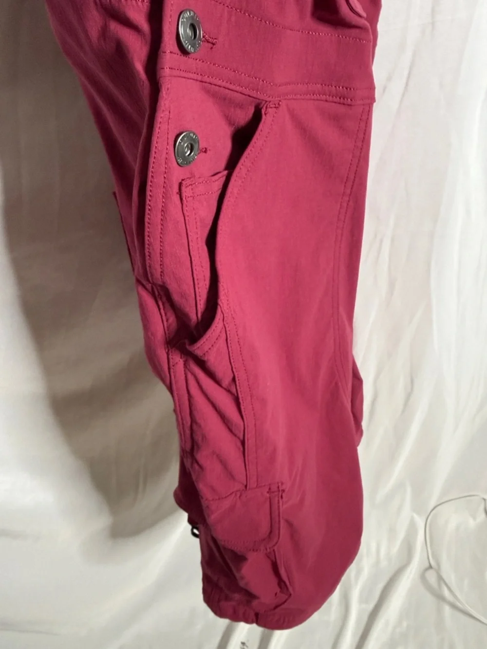 Duluth Trading Co Wine heirloom gardening Short Overalls - Picture 3 of 15